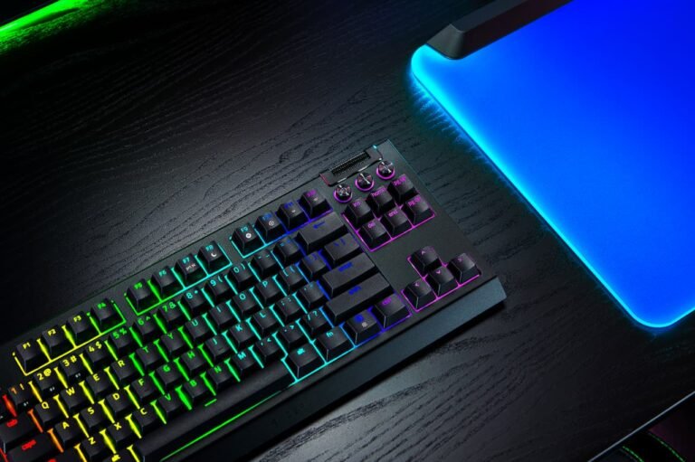 Razer BlackWidow V4 Tenkeyless HyperSpeed