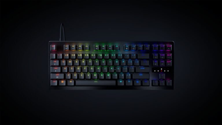 Razer anuncia Huntsman V3 Tenkeyless 8KHz, novo teclado óptico analógico para esports
